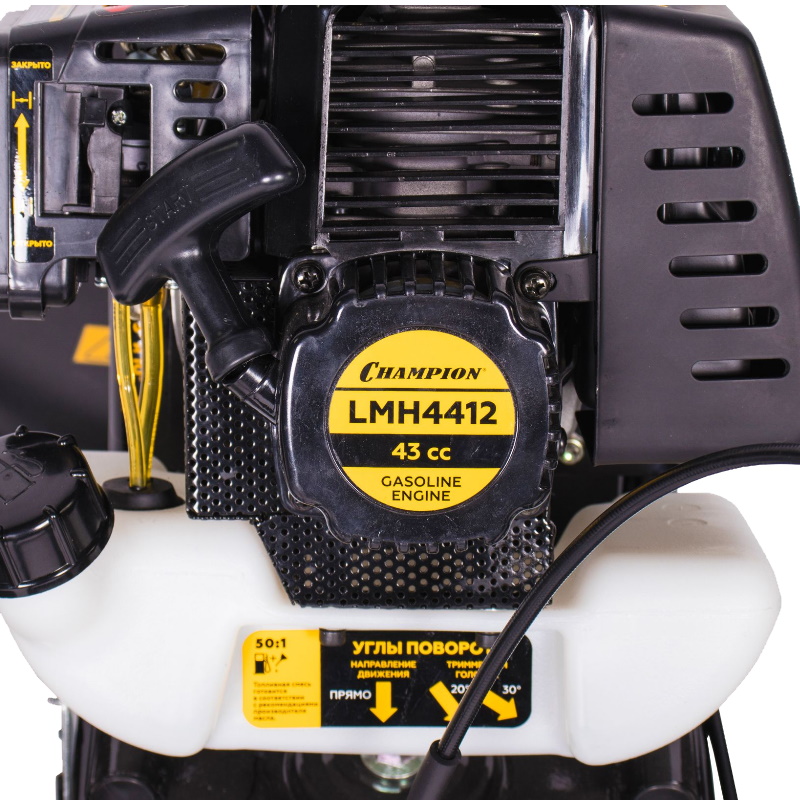 Газонокосилка бензиновая Champion LMH4412, 1,6 л.с., ширина скашивания 43,2 см в Ярославле