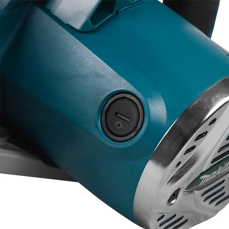 Циркулярная пила Makita 5008MG (сетевая, диаметр диска 210 мм, подключение к пылесосу)