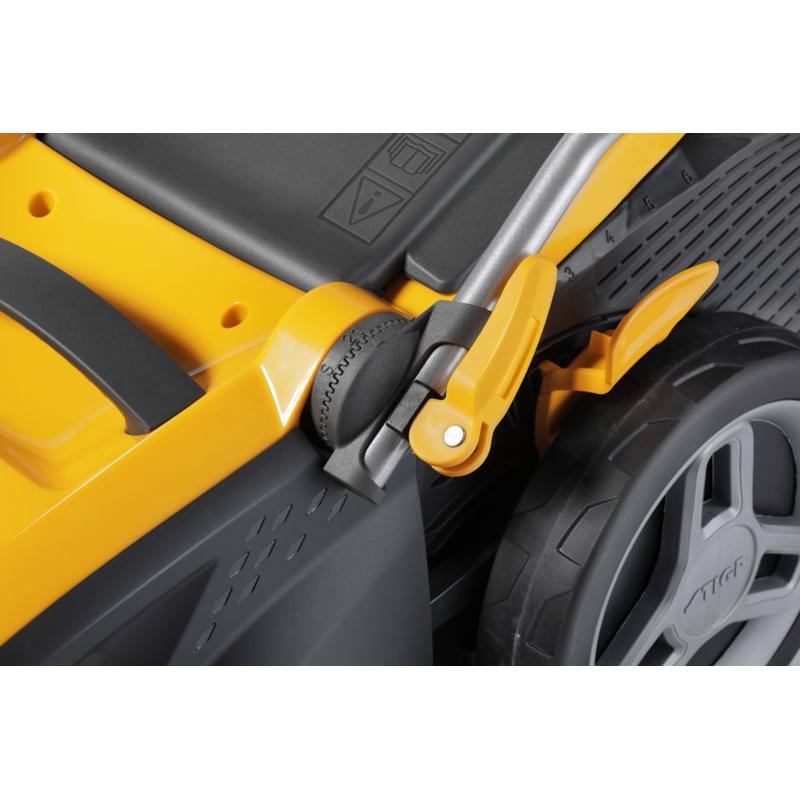 Бесщеточная аккумуляторная газонокосилка для дачи Stiga SLM 540 AE, 294384068/ST1 (травосборник 40 л, несамоходная) в Коврове