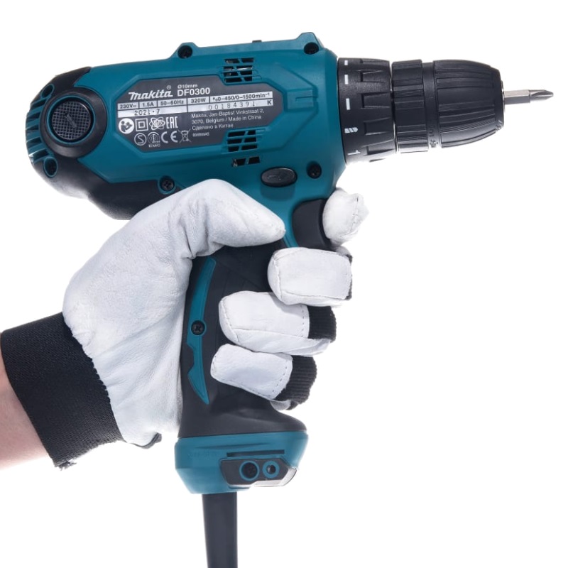 Сетевая дрель-шуруповерт Makita DF0300X3 + набор бит D-65028 10 шт.