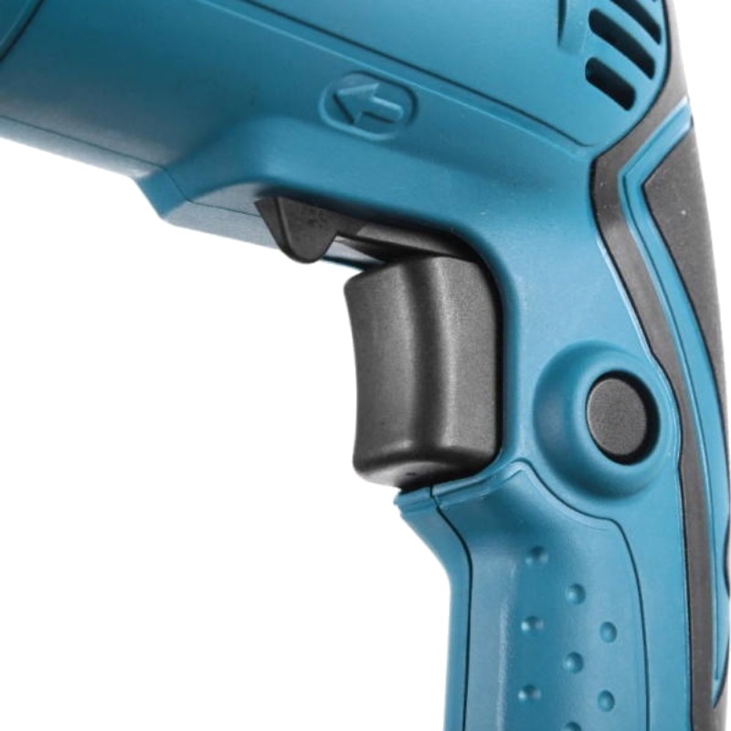 Дрель ударная Makita HP1631 в Угличе