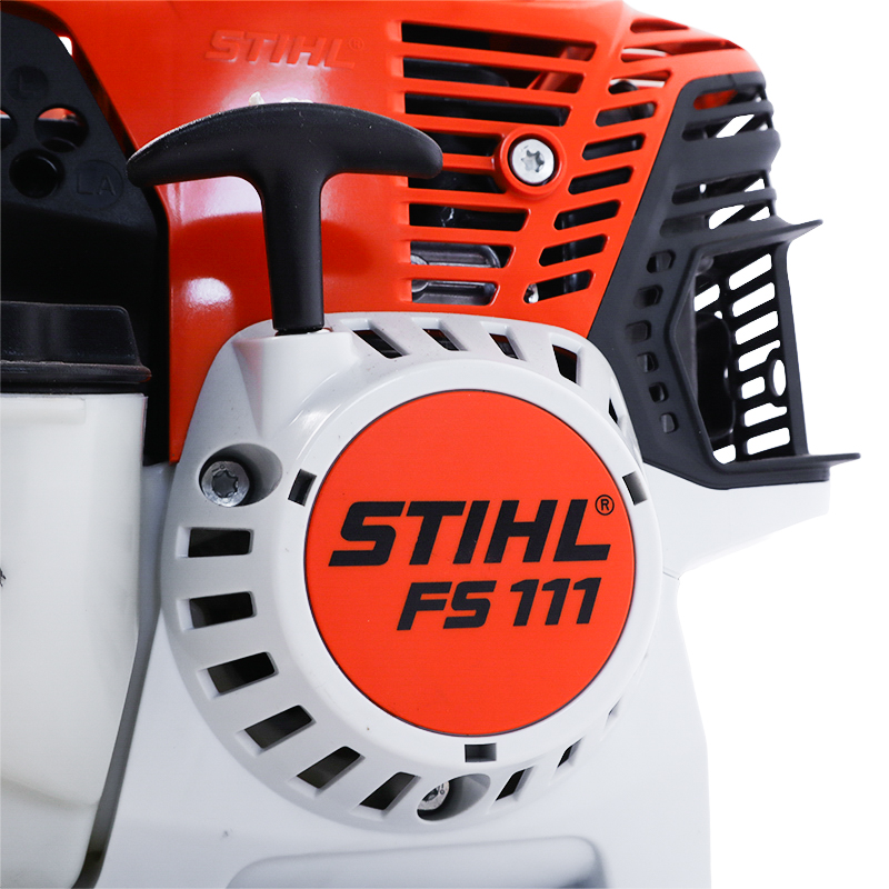 Четырехтактная бензокоса Stihl FS 111 41802000555 (леска, нож, мощность 1.5 л.с., 1.05 кВт, ) в Череповце