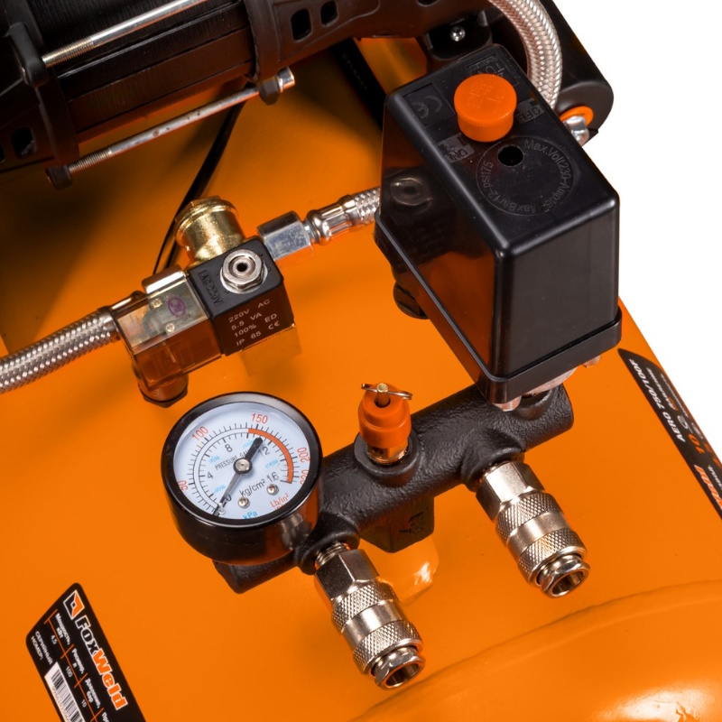 Компрессор безмасляный FoxWeld AERO 750/100F 9986