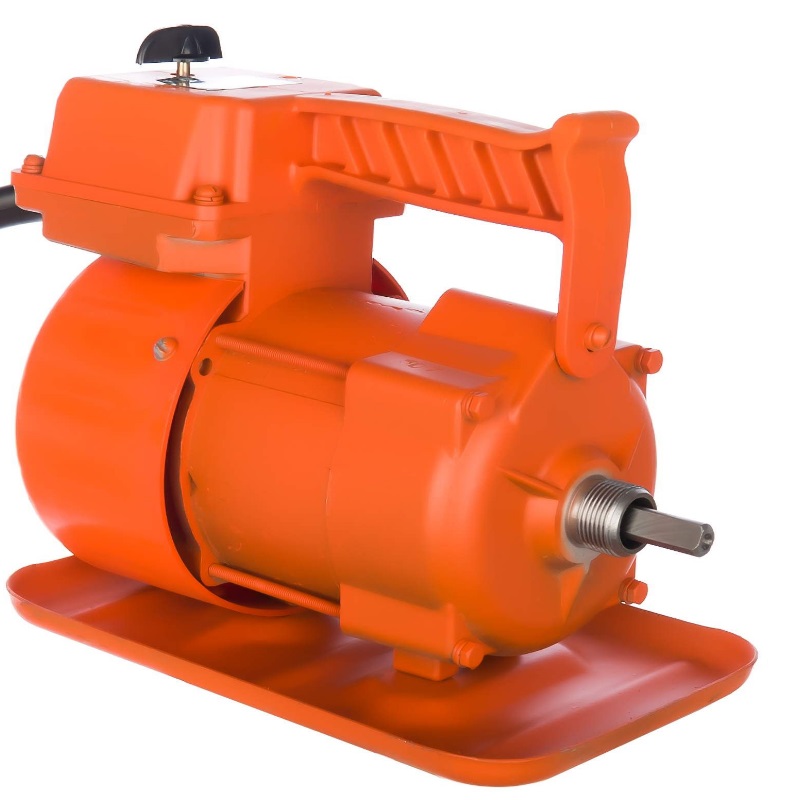 Глубинный вибратор с валом и вибронаконечником Красный Маяк ЭПК-1300/51, 3 м электрический