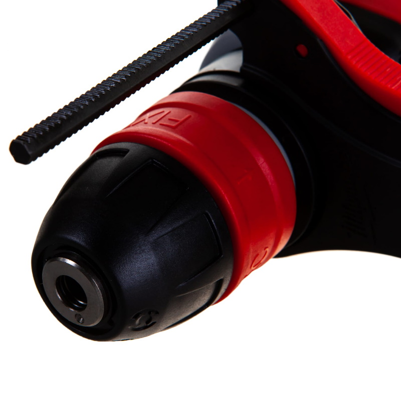 Перфоратор Milwaukee PLH 28 XE 4933446800 в кейсе, с защитной муфтой, с виброзащитой в Туле