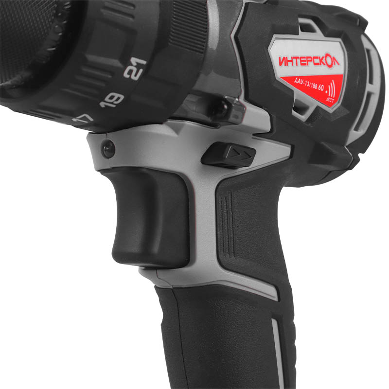 Аккумуляторная ударная дрель-шуруповерт Интерскол ДАУ-13/18В 574.4.1.70