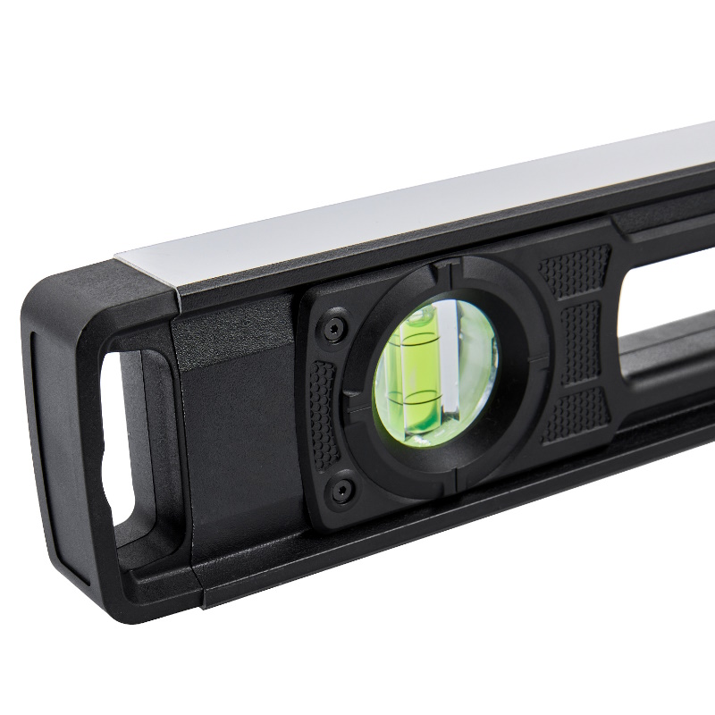 Уровень пузырьковый Elitech HD 320303 207200, 80см, 3 глазка в Рыбинске