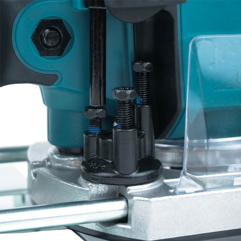 Фрезерная машина Makita RP0900K в Кинешме