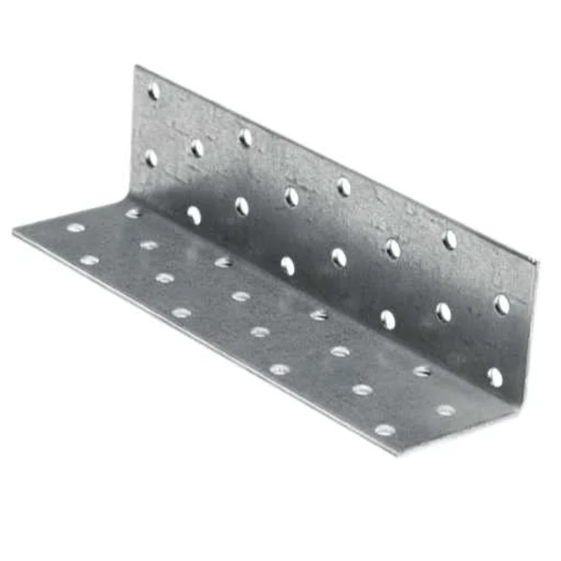 Уголок крепежный равносторонний Starfix SMP-25838-1, 40х60х60мм,  KUR, белый цинк в Ярославле