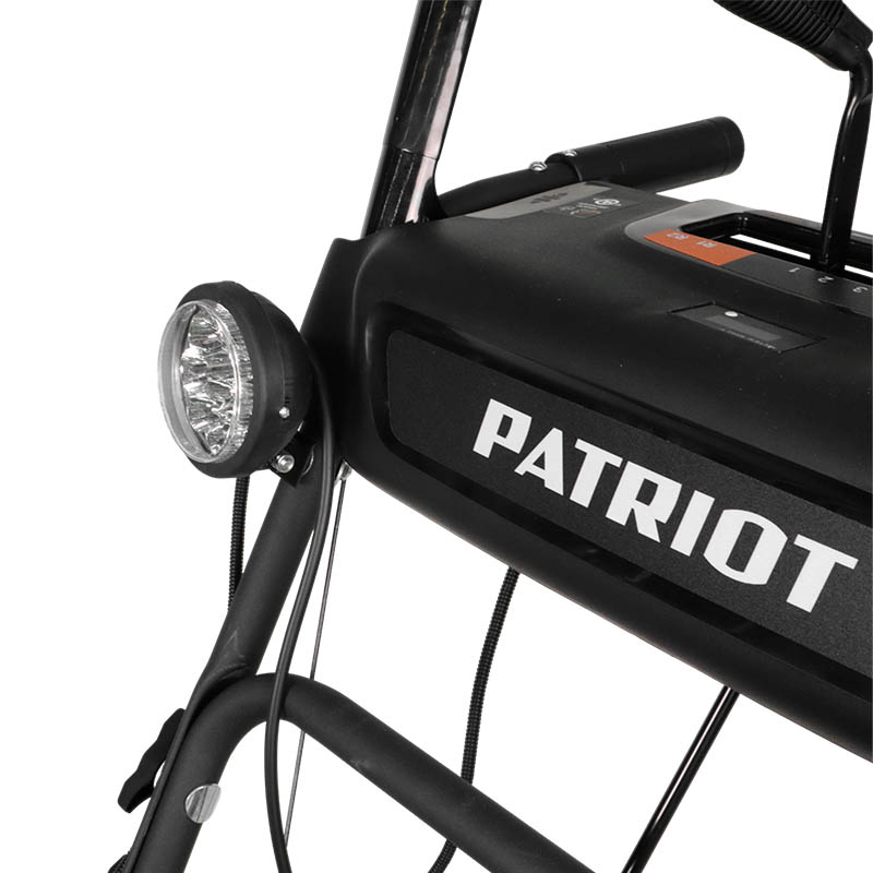 Колесный бензиновый снегоуборщик Patriot 785E PRO (ширина захвата 61 см, мощность 7.8 л.с., вес 71 кг)