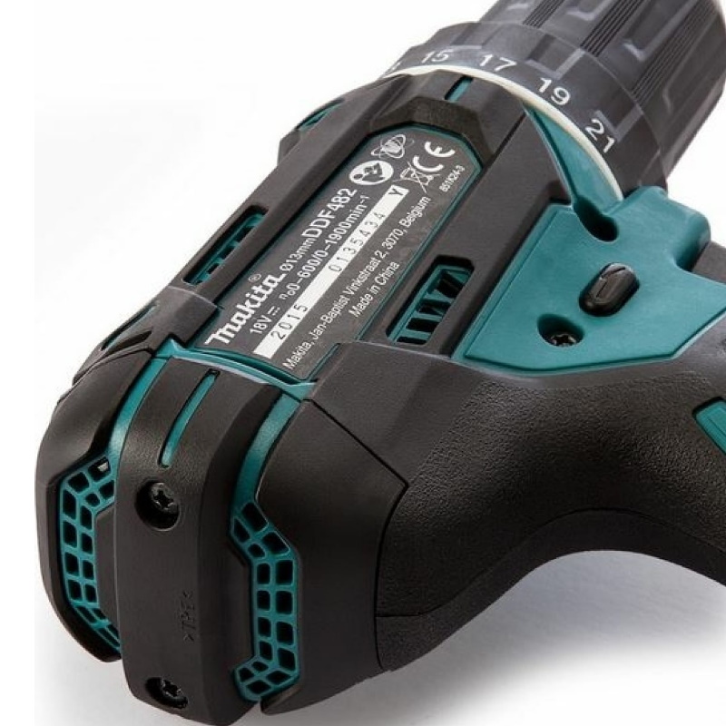 Аккумуляторная дрель-шуруповерт Makita DDF482RME в Муроме