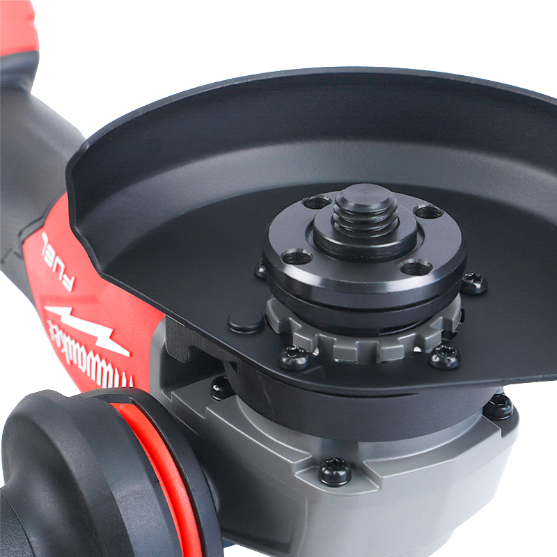 Угловая шлифмашина (болгарка) аккумуляторная Milwaukee M18 Fuel FSAG125X-0X, 125 мм, 18 В, без АКБ и ЗУ, в кейсе в Александрове