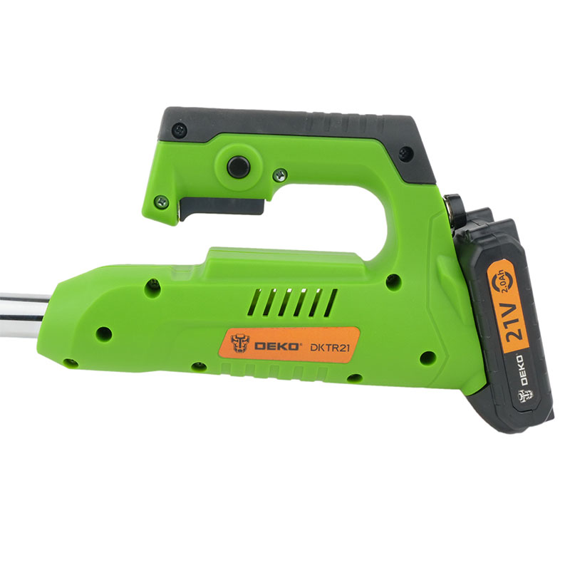 Аккумуляторный садовый триммер Deko DKTR21 063-4239 (2х2.0 Ач, 21В, прямая штанга)
