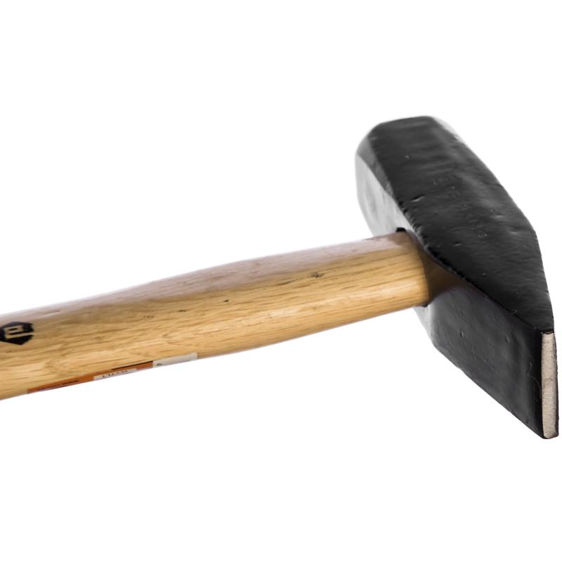 Молоток ВИХРЬ 73/6/8/4, 800гр. квадратный боёк, деревянная ручка