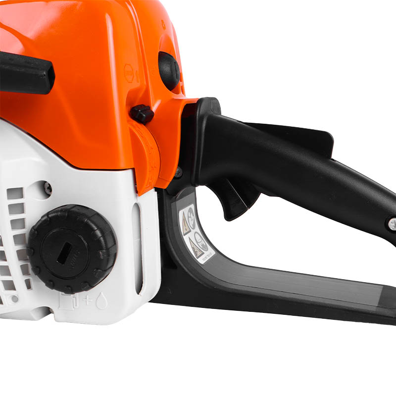 Бензопила садовая для спиливания веток Stihl MS 170 14" (антивибрационная система, вес 3.9 кг, шаг цепи 0.375") в Туле