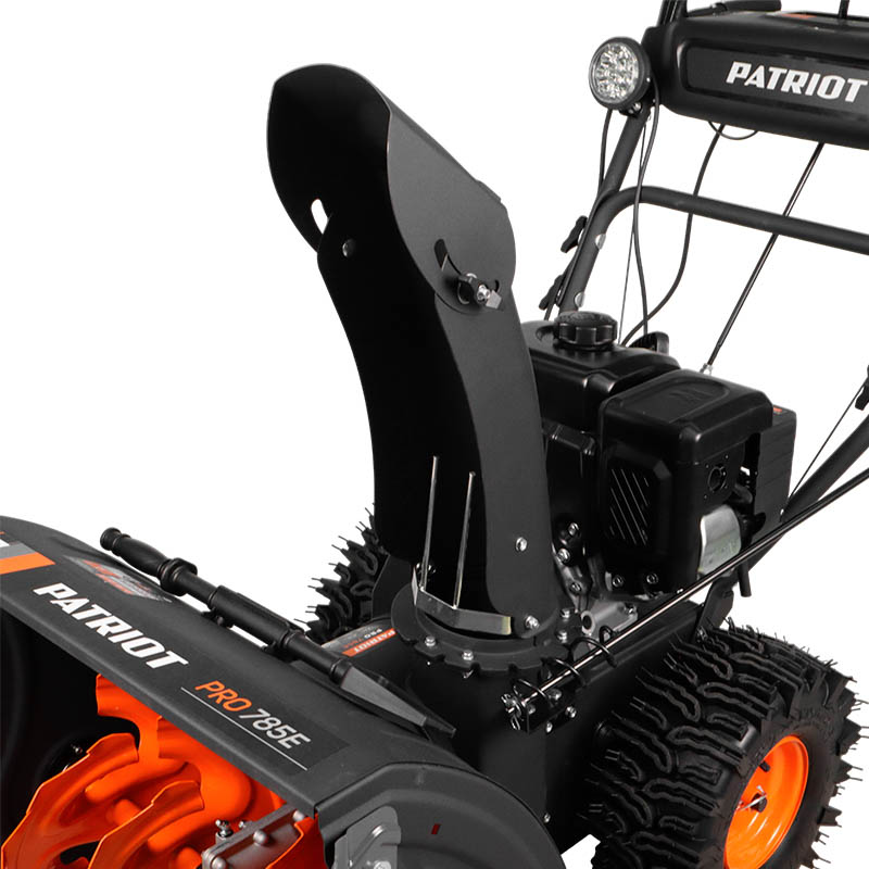 Колесный бензиновый снегоуборщик Patriot 785E PRO (ширина захвата 61 см, мощность 7.8 л.с., вес 71 кг)
