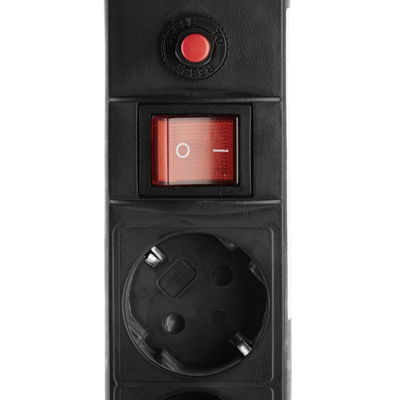 Сетевой фильтр от помех в электросети UNIVersal 967U-4001 (10А, 230В) в Туле