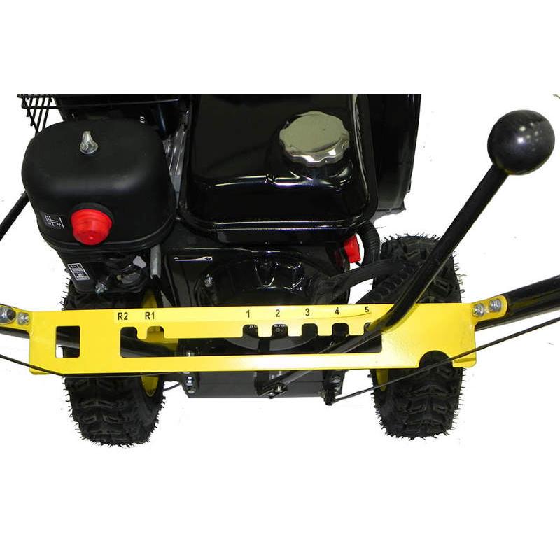 Снегоуборщик Huter SGC-4800(B) в Угличе