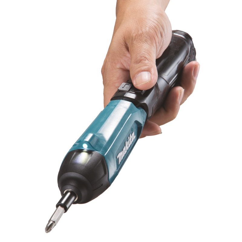 Аккумуляторная отвертка Makita DF001DW, 3,6 В  в Ярославле