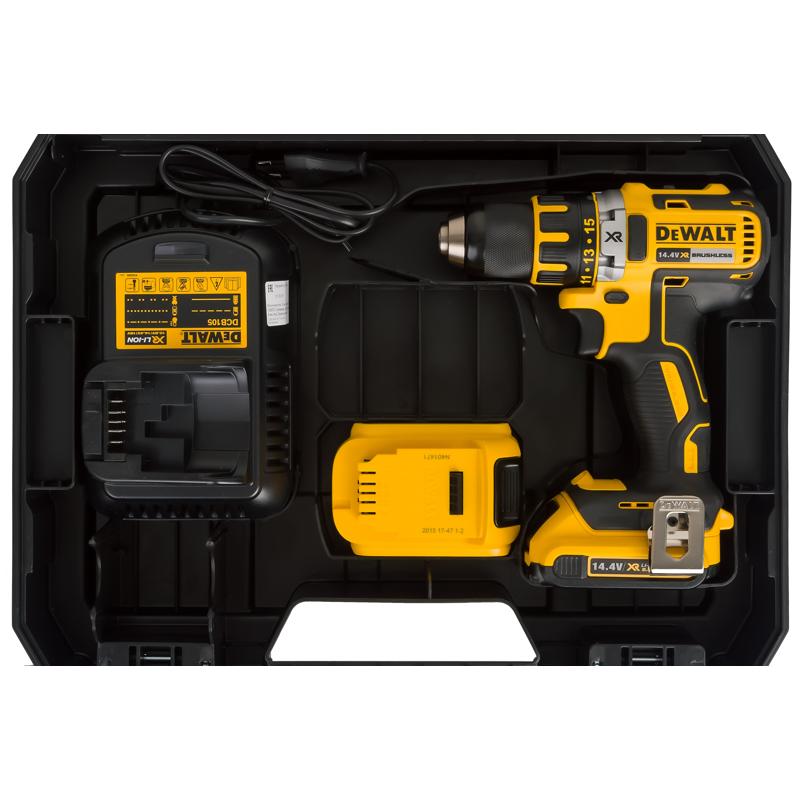 Аккумуляторная дрель-шуруповерт DeWalt DCD732D2