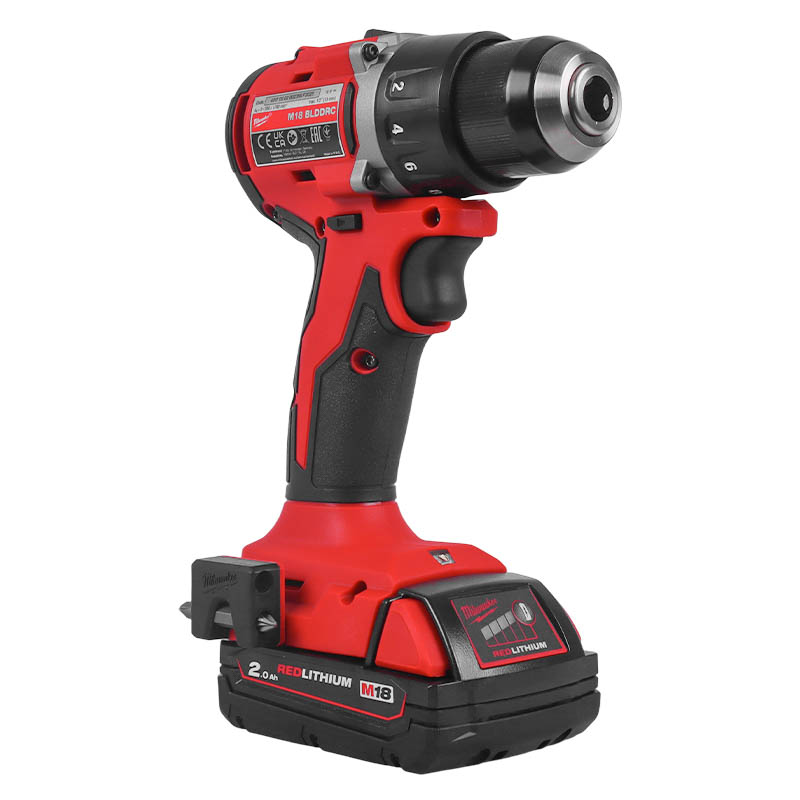 Аккумуляторная дрель/шуруповерт Milwaukee M18 BLDDRC-202C 4933464317, б/щет., 18В, 2х2А*ч/Li-Ion, 60,5 Н*м, 0-550/0-1700 об./мин., кейс   в Иваново