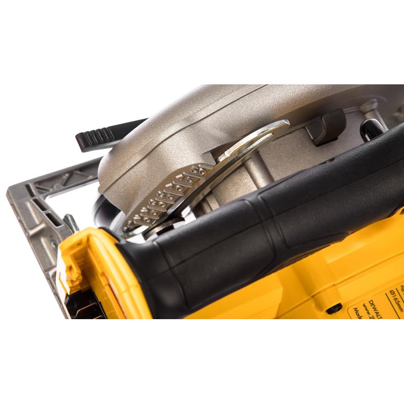 Аккумуляторная циркулярная пила DeWalt DCS391N, без аккумулятора и ЗУ в Кинешме