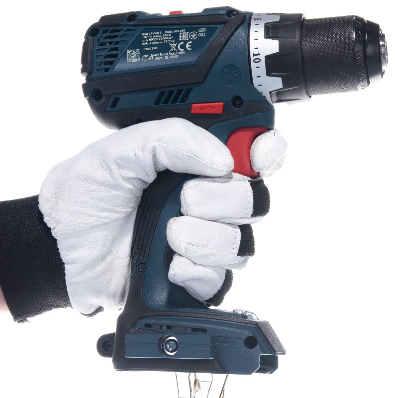 Аккумуляторная дрель-шуруповерт Bosch GSR 18V-60 C 06019G1102 в Твери