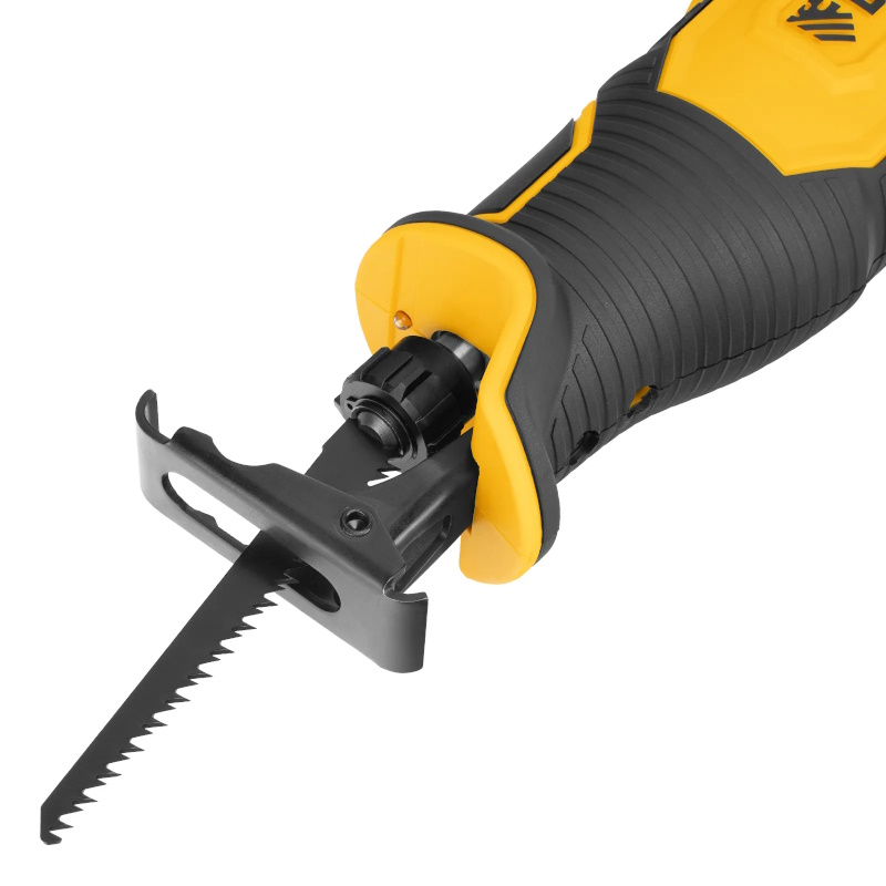 Пила сабельная аккумуляторная Denzel RS-180 28801, Li-Ion, 20 В  в Туле