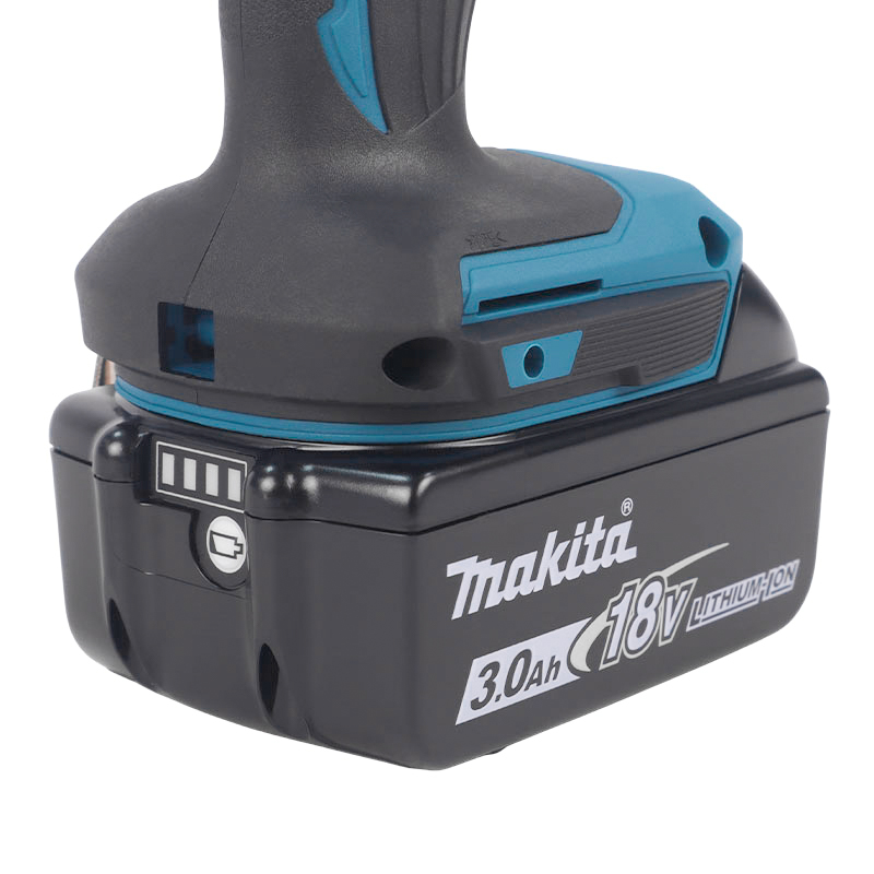 Аккумуляторный ударный винтоверт Makita DTD156RFE (2xАКБ 18 В, 3 Ач, быстрое ЗУ, кейс) в Туле