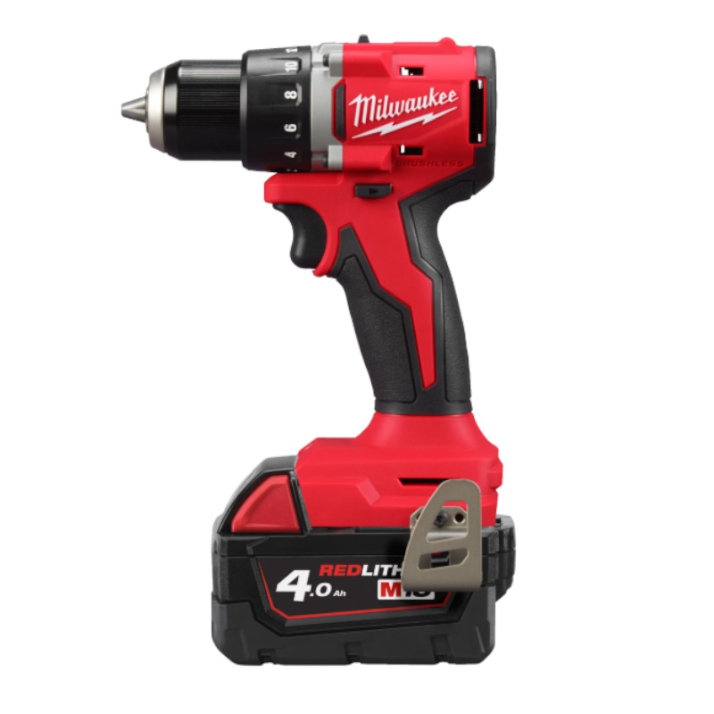 Аккумуляторная дрель-шуруповерт Milwaukee M18 BLDDRC-402C 4933492834 в Муроме