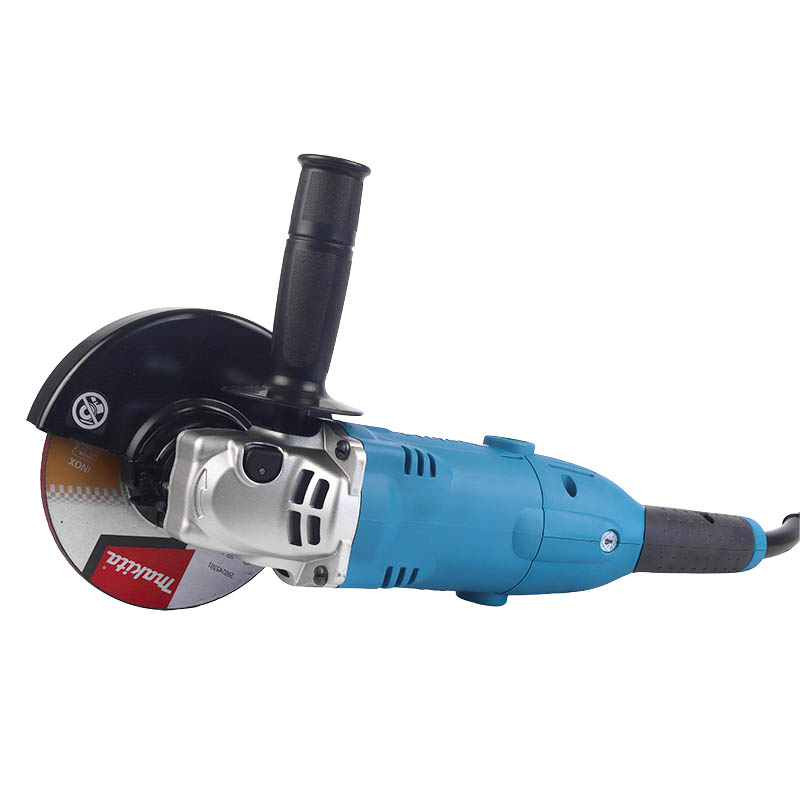 Угловая шлифмашина (болгарка) Makita GA6021C, 150 мм, 1450 Вт, плавный пуск в Коврове