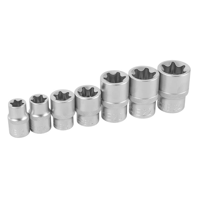 Набор инструментов Дело Техники  620851, 1/4", 3/8", 1/2", 151 предмет в Иваново