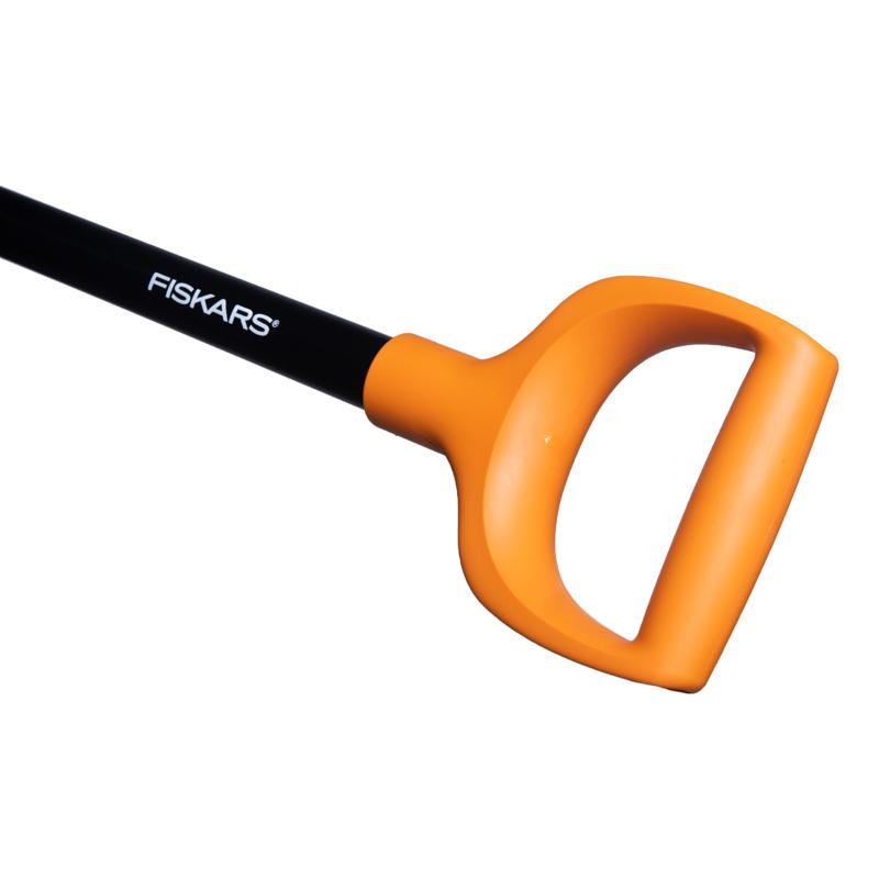 Лопата садовая штыковая Fiskars Solid 1026686 в Иваново