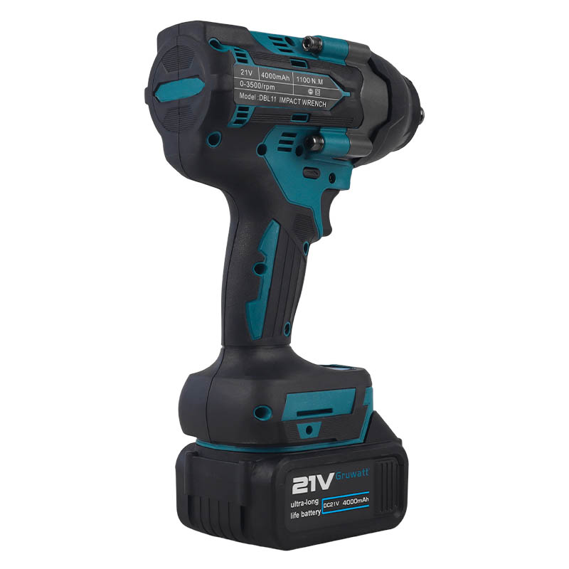 Бесщеточный ударный гайковерт Gruwatt DBL11, 700 Нм, 21v (под Makita LXT), 4Ah аккумулятор 2 шт, головка 19 мм, кейс в Кинешме