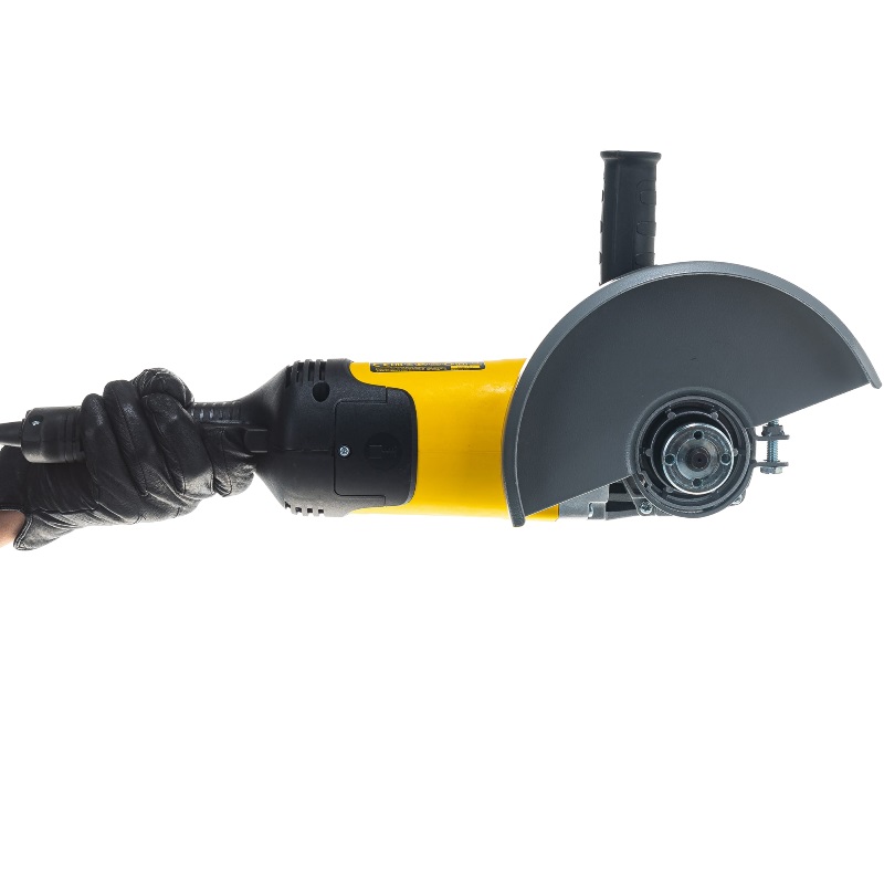 Угловая шлифмашина (болгарка) Stanley SL209, 230 мм, 2000 Вт в Туле