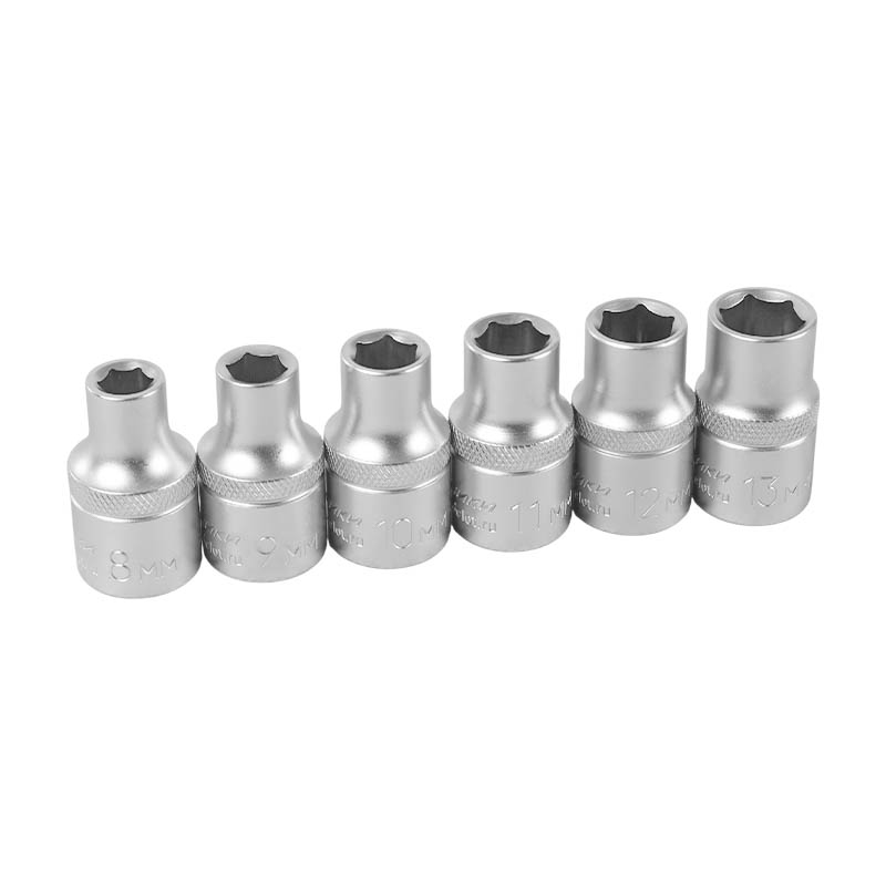 Набор инструментов Дело Техники  620851, 1/4", 3/8", 1/2", 151 предмет в Иваново