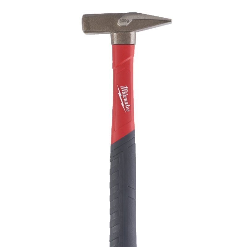 Молоток слесарный Milwaukee 4932478662 с рукояткой из стекловолокна 03 кг 1951₽