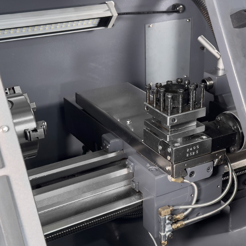 Токарный станок с ЧПУ Visprom SP210 CNC 38241002, с горизонтальной станиной в Переславле