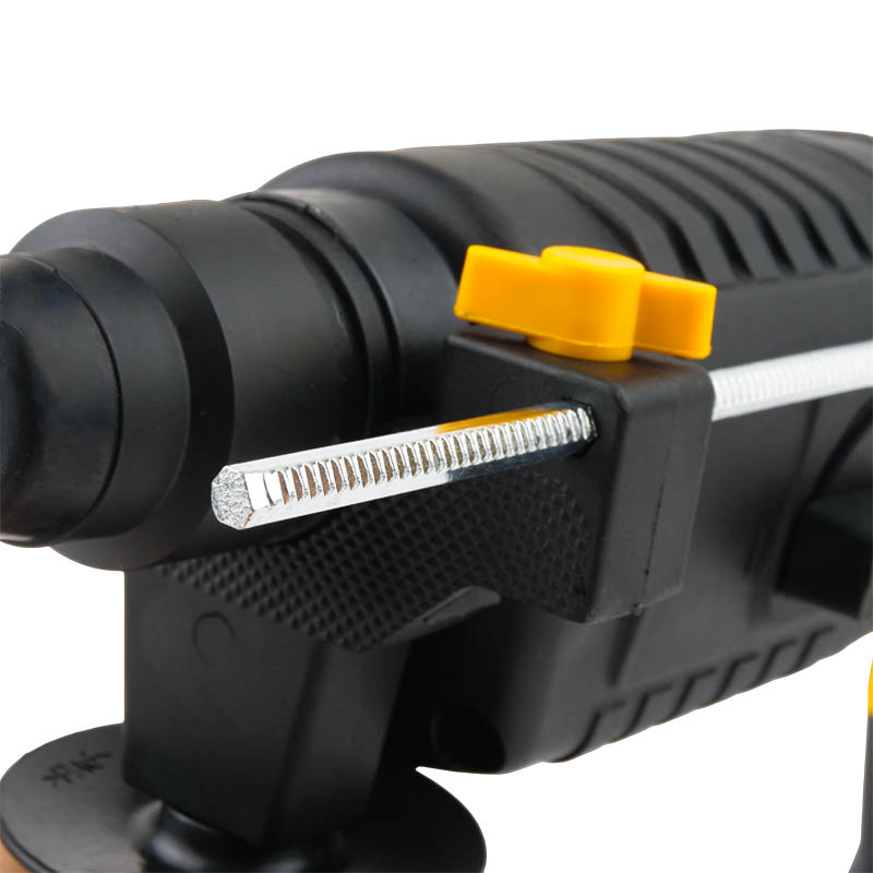 Перфоратор Deko DKH650W 063-4118, с защитной муфтой в Череповце