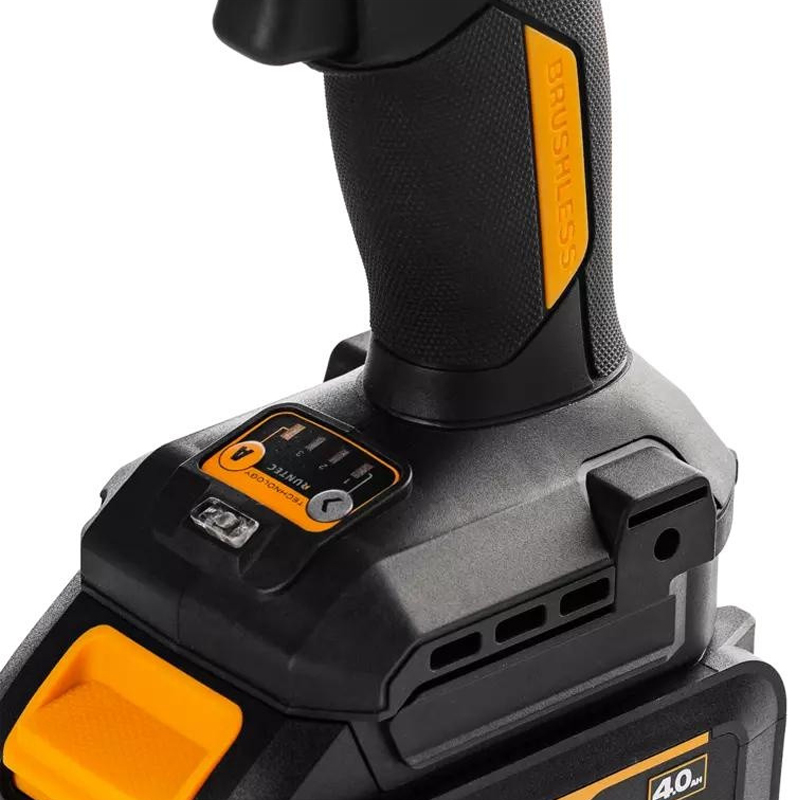 Гайковерт ударный Runtec PRO RT-IW1100 аккумуляторный 1/2", 20В, 2*4Ач, 1100Нм в Рыбинске