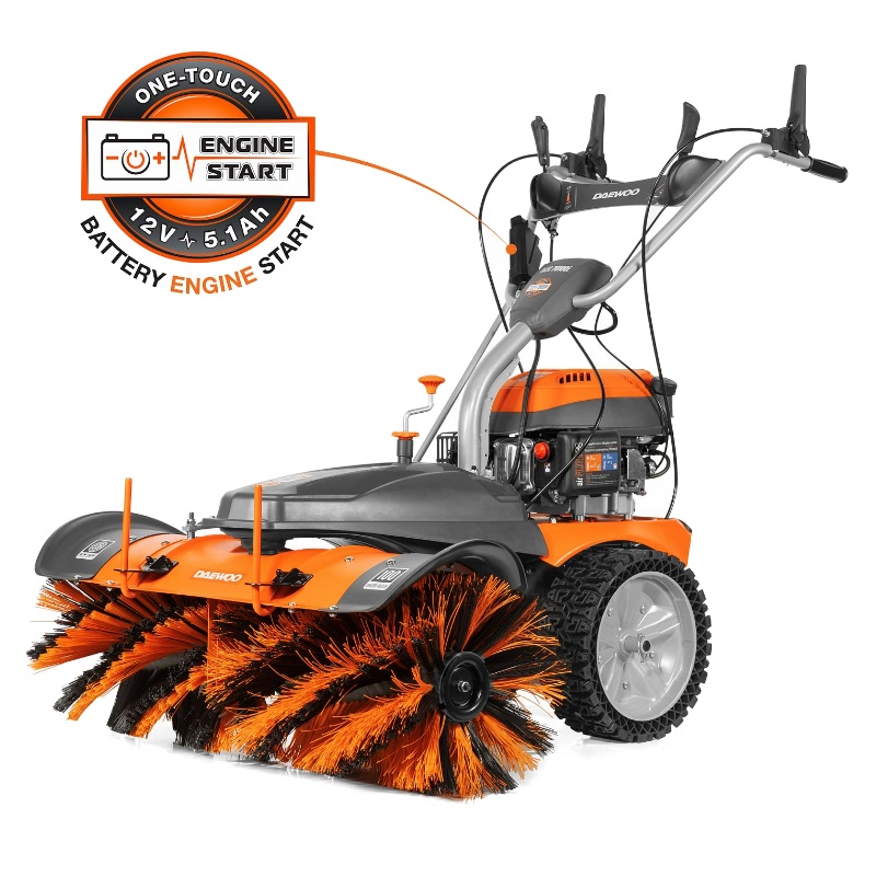 Машина подметальная бензиновая Daewoo DASC 70100E (мощность 7 л.с., вес 86 кг, тяговый привод)