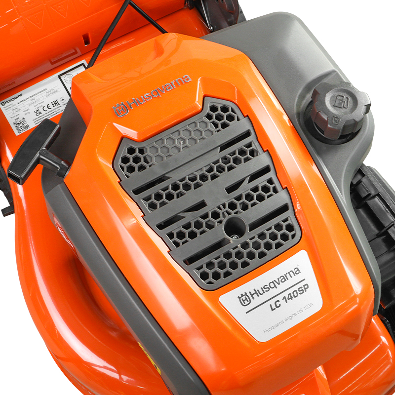 Газонокосилка бензиновая Husqvarna LC 140SP, 2,7 л.с., ширина скашивания 40 см, самоходная, 9704882-01 в Муроме