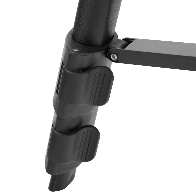 Лазерный уровень Denzel DQB-T 350165, 30 м, зеленый луч, батарейки, штатив в Вологде