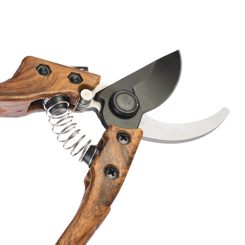 Секатор плоскостной Patriot PBP 205 W 777004217, 205 мм в Рыбинске