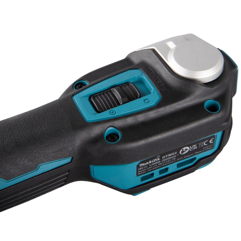 Аккумуляторный многофункциональный инструмент Makita DTM52RTJX1 (2xАКБ 5,0 Ач, быстрое ЗУ, с набором оснастки) в Кинешме