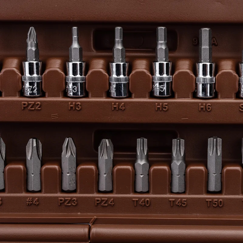 Набор инструментов для автомобиля Ombra OMT94S12 с 12-гр. головками 1/2"DR и 1/4"DR, 94 предмета