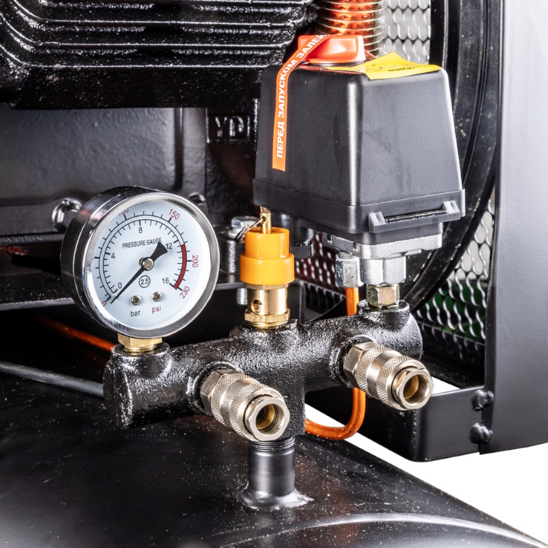 Компрессор ременной FoxWeld AEROMAX 1050/500 HP 9020 в Туле
