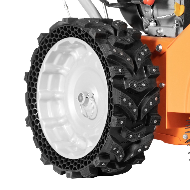 Машина подметальная бензиновая Daewoo SC 8080 