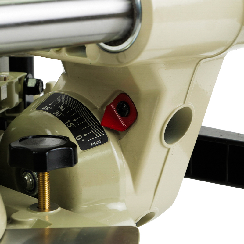Пила торцовочная Makita LS0714N (макс ширина пропила под углом 212/300 мм, вес 12.5 кг, лазерная система) в Костроме