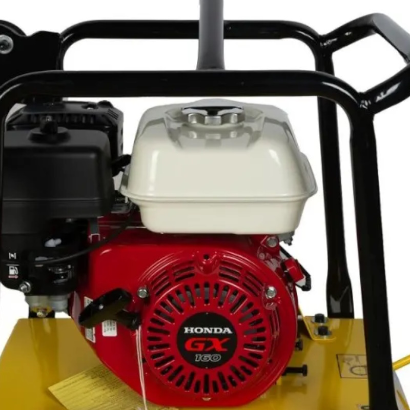 Виброплита TOR C-100 1021590, 95 кг, 20кН (Honda) без бака в Иваново